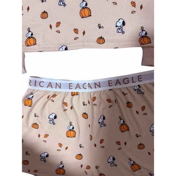 American Eagle Peanuts Fall Pumpkin Snoopy Plush Pajama Set Women's Size Large - Picture 10 of 16